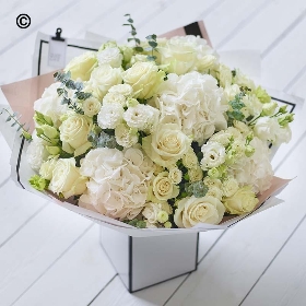 Beautifully Simple Bouquet White