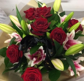 Red Roses and Lilies